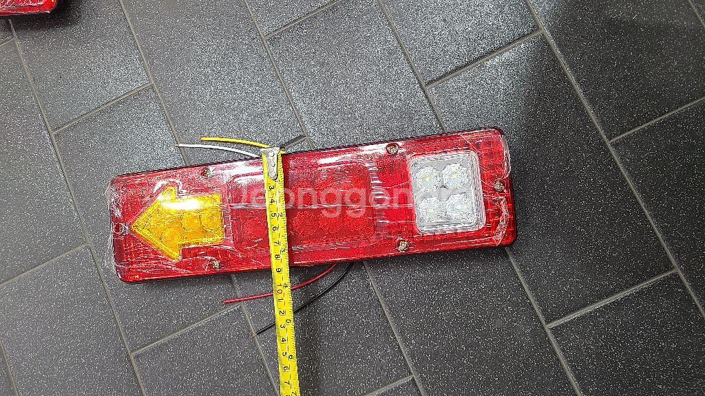 화물차 탑차 캠핑카 12v led 테일램프 새상품--2