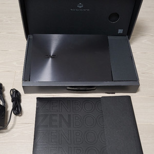 ASUS Zenbook 14xOLED 터치스크린