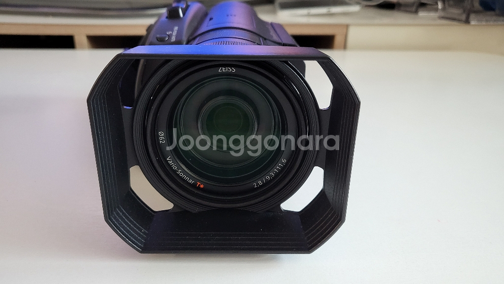 소니 FDR-AX700--5