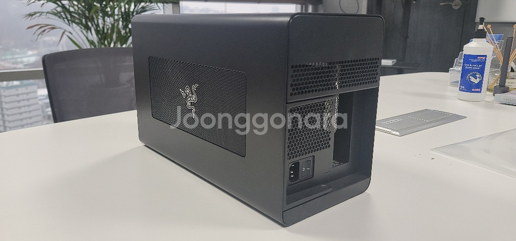 razer core x 외장그래픽카드 케이스--2