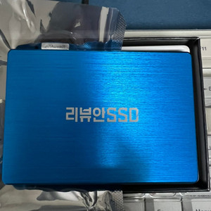 리뷰안 SSD 900G 비즈 512GB 팝니다.