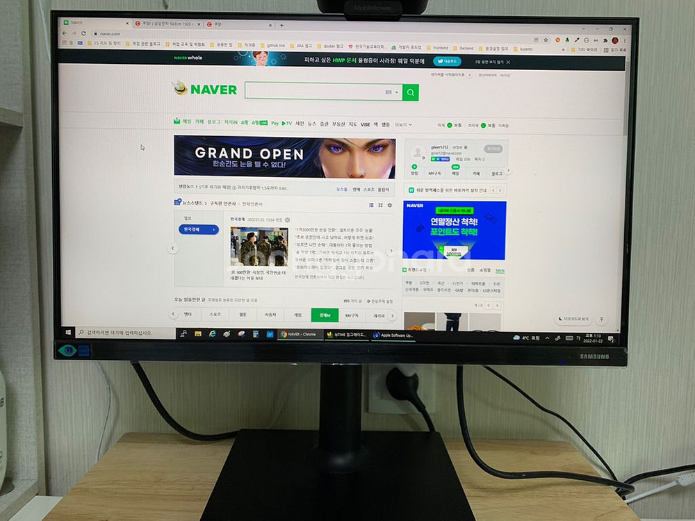 삼성 21인치 피봇 모니터--0
