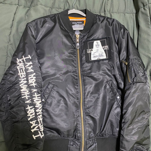 아임낫어휴먼비잉 항공점퍼 라지 무배