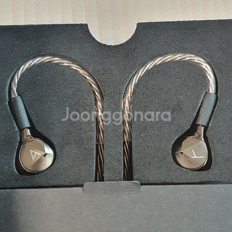 아스텔앤컨 AK T9iE 고해상도 이어폰 S급 판매--1