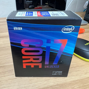 Intel core I7-9700k 팝니다