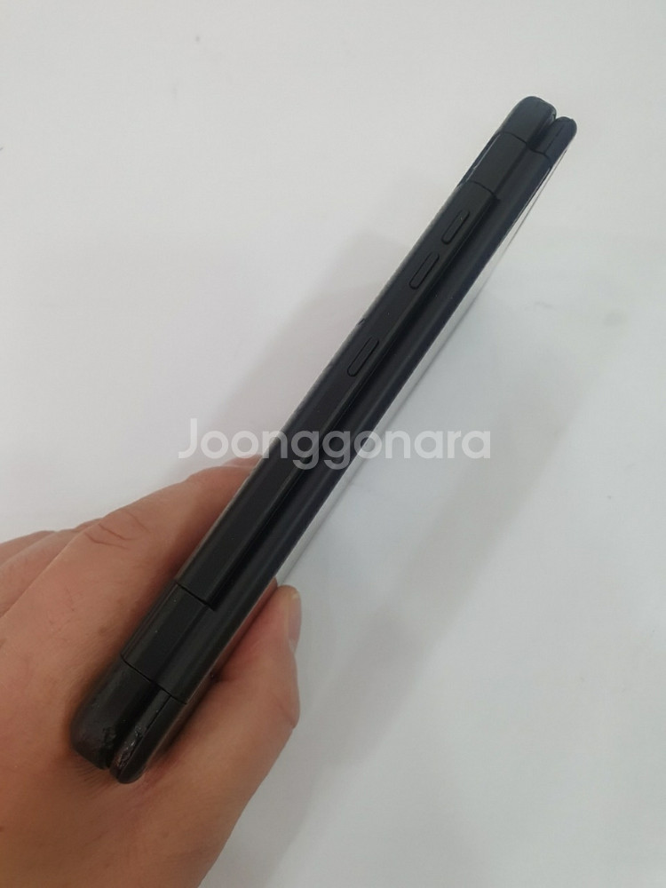 LG V50S ThinQ 256GB 블랙 듀얼스크린.--4