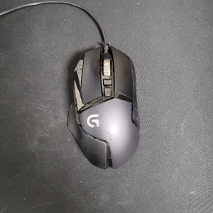 로지텍 G502 게이밍 마우스