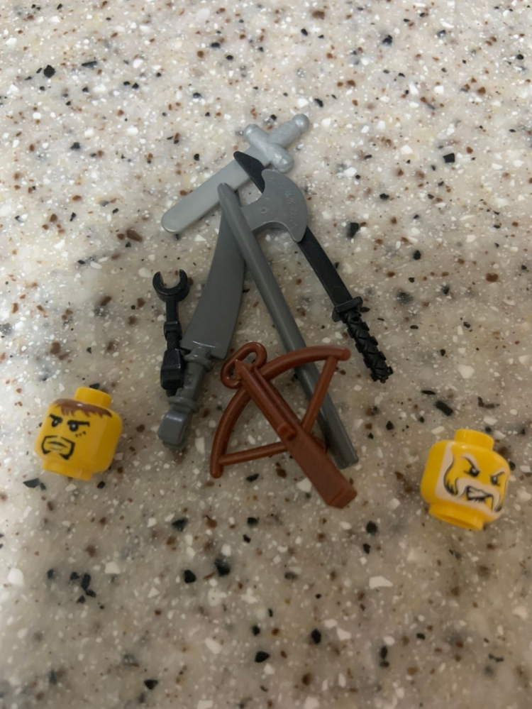 레고캐슬 정품 피규어 오크 피규어 팝니다--6