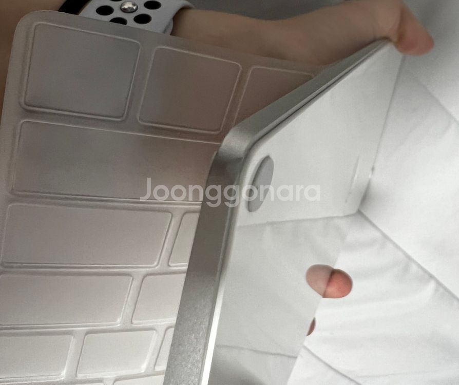 매직키보드 팝니다--3
