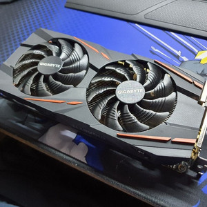 내고가능GIGABYTE 라데온 RX 570 4GB