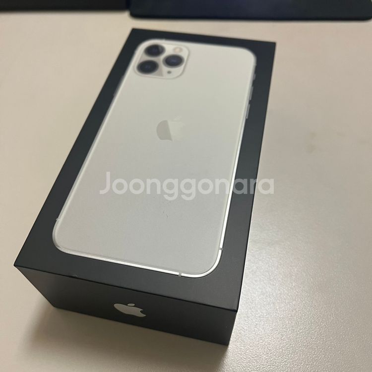 인천 아이폰 11프로 64g 실버 s급 리퍼폰--0
