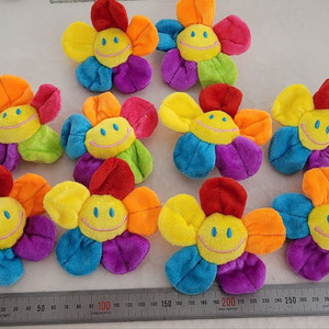 봉제 웃음해바라기 브로치 10개 일괄