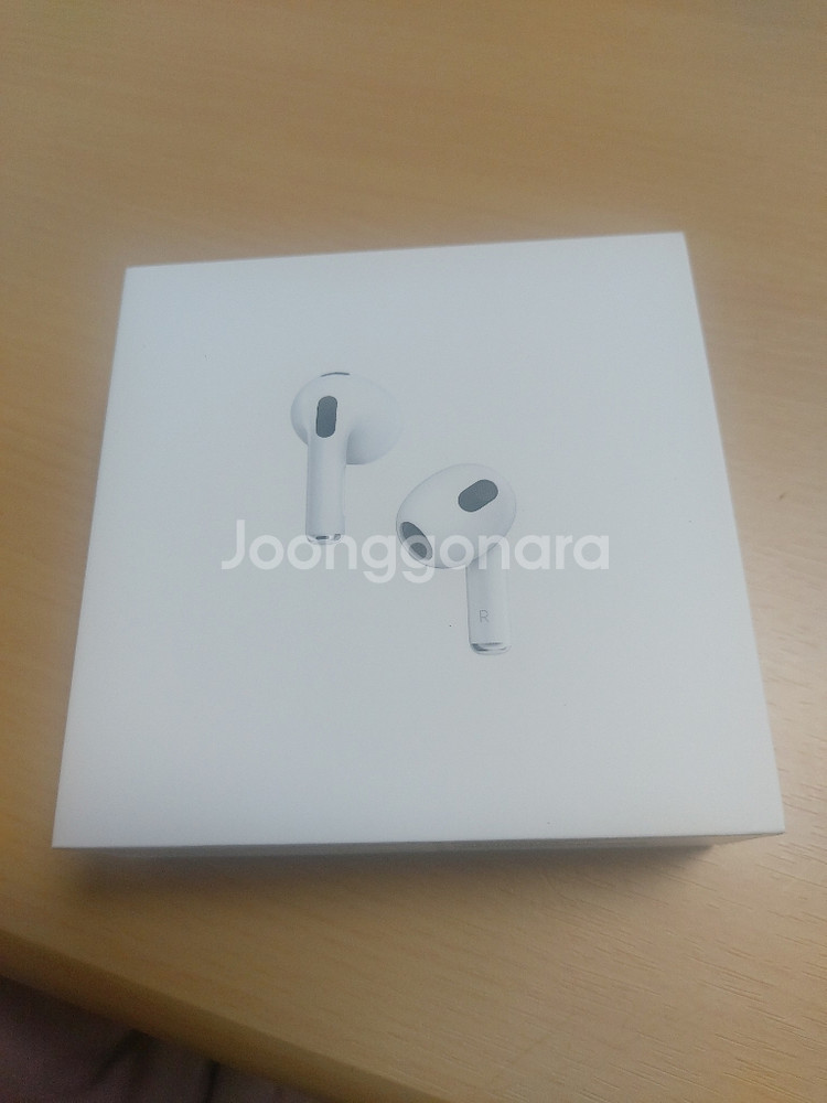 에어팟3세대 미개봉 판매합니다.--0