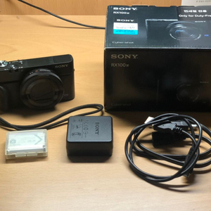 소니 RX100 M4