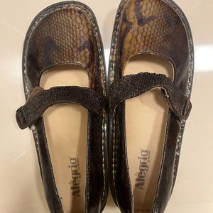 Alegria 브랜드 메리제인 새 신발