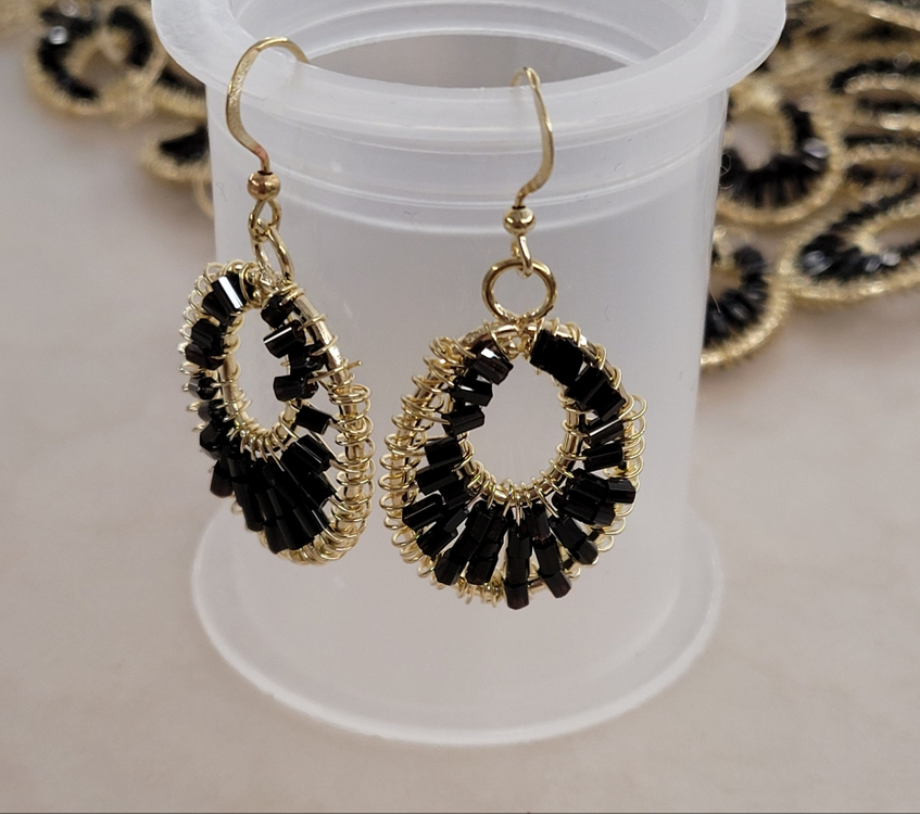 타원형 비즈 귀걸이 블랙색상 25미리 40개 일괄--2