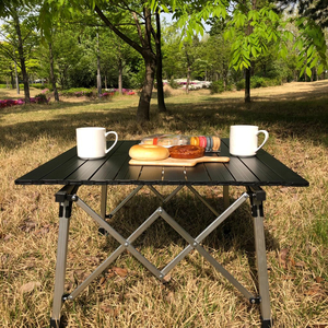 캠핑용 테이블 높이조절가능