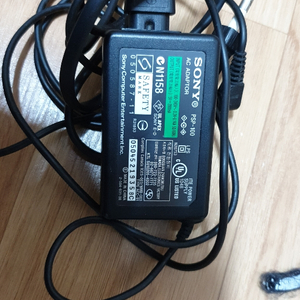 소니ac psp-100 아답터 5v 2000mA