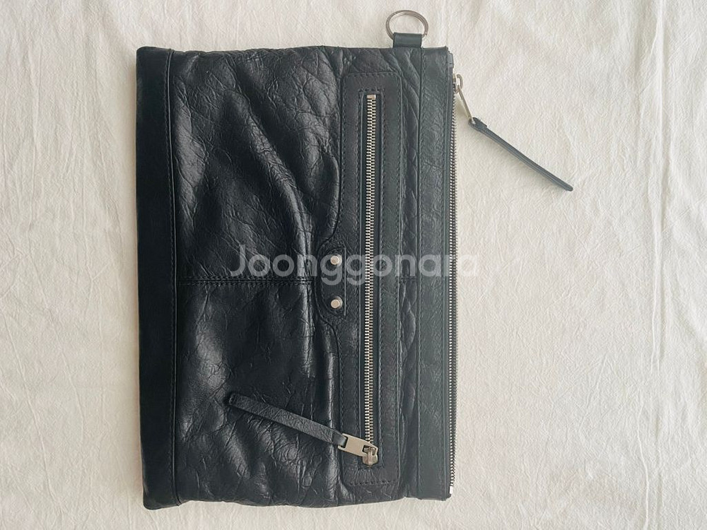 발렌시아가클러치백--0