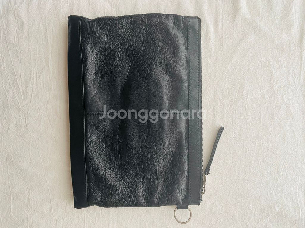 발렌시아가클러치백--1