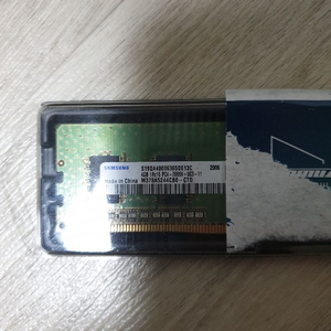 ddr4 2666v 4g 데탑 메모리 팝니다