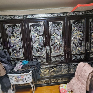 자개장농밎자개화장대 50만원 가져가야합니다