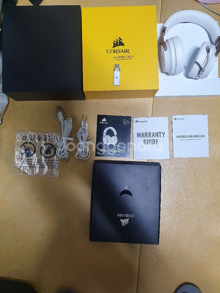 커세어 게이밍 헤드셋 버츄오소 판매합니다--2