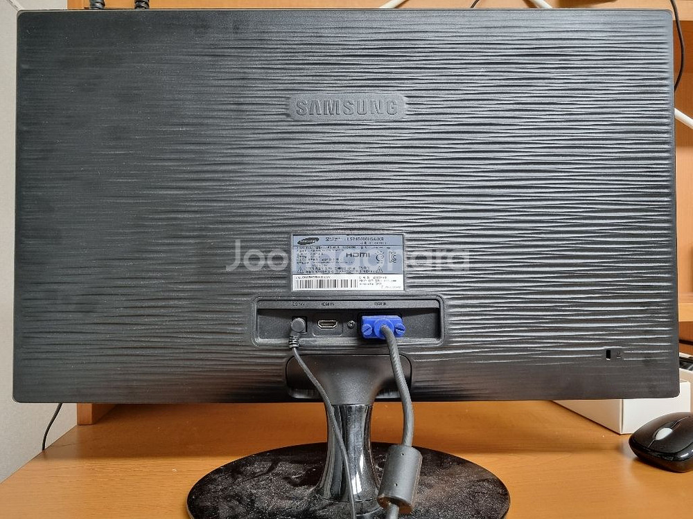 삼성 24인치 모니터 S24D300--2