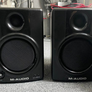 M-Audio AV40 모니터스피커 팝니다