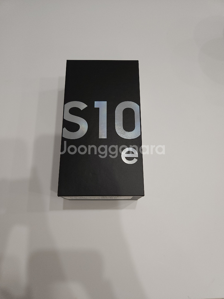 갤럭시s10e 128gb 프리즘 화이트--5