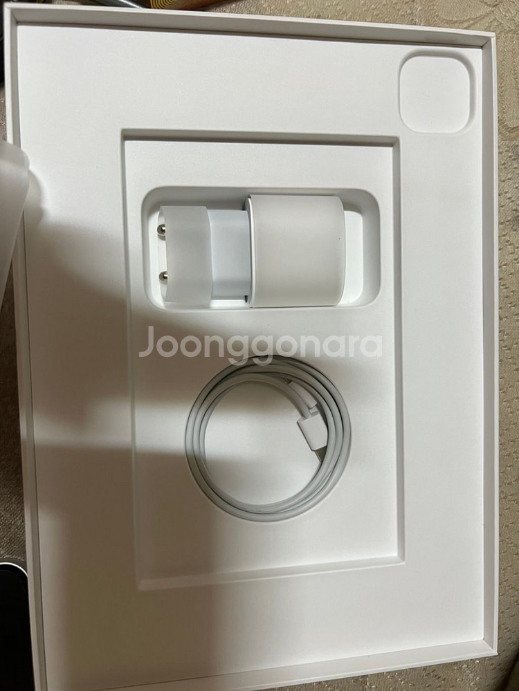 아이패드 프로5세대 11형 128gb wifi모델--2