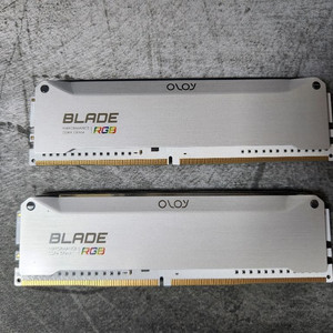 oloy blade ddr4 16g 3200 cl14