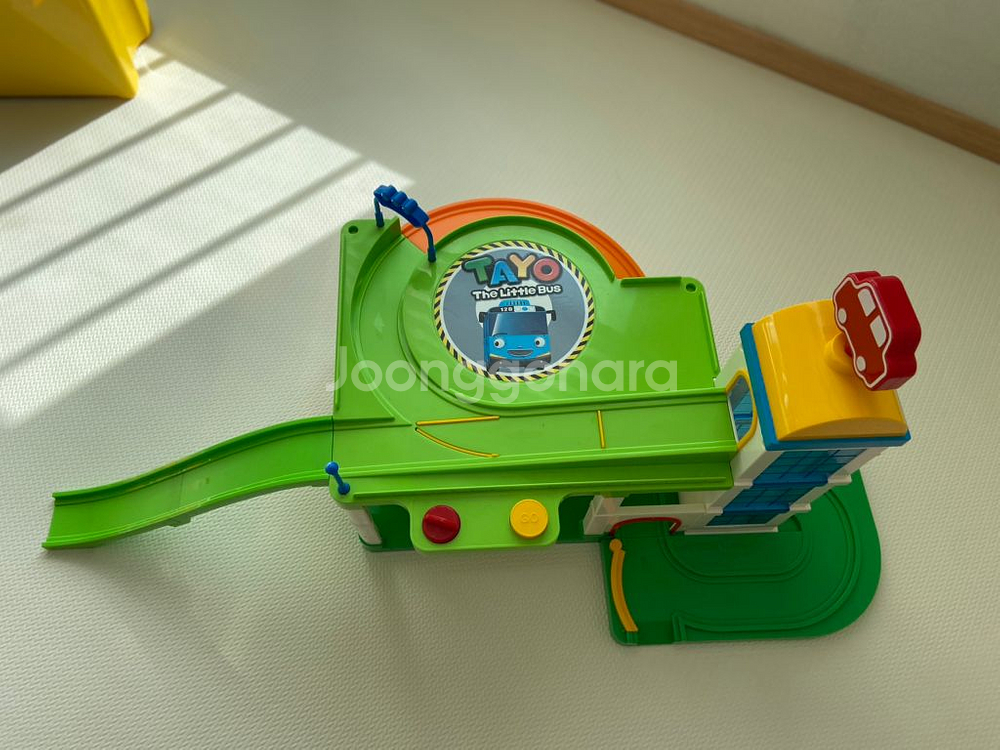 빙글빙글 타요 주차장 놀이--1