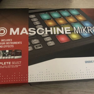 NI maschine mikro mk2 팝니다~