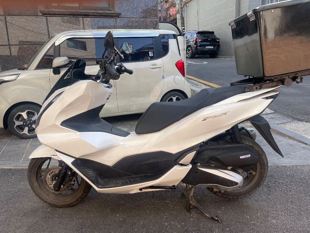 서울) 혼다 PCX125 21년 2021 ABS 흰색--2