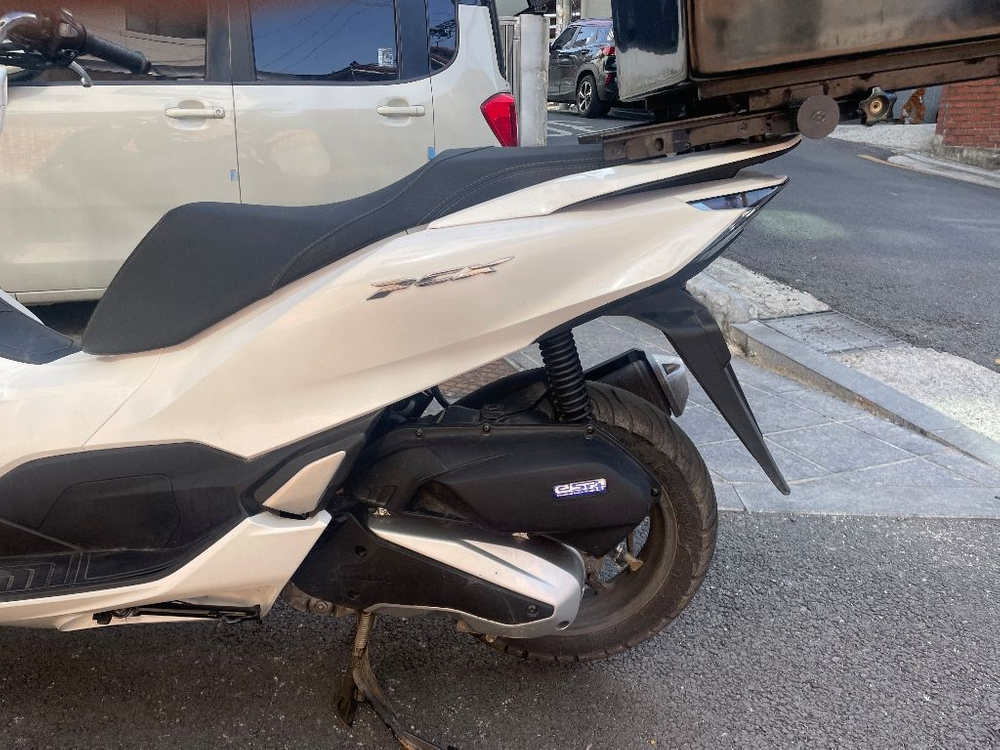 서울) 혼다 PCX125 21년 2021 ABS 흰색--3