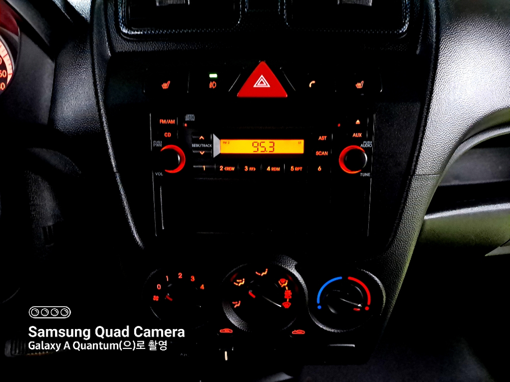 뉴모닝 은색 휘발유 오토--7