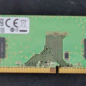 삼성전자 ddr4램 8기가×2개입니다