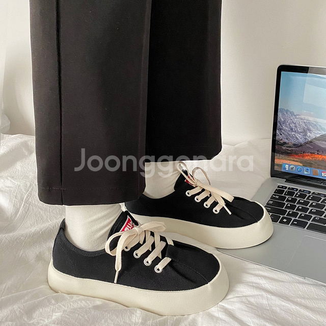 스니커즈,키높이,여자운동화,230,240,250,235--9