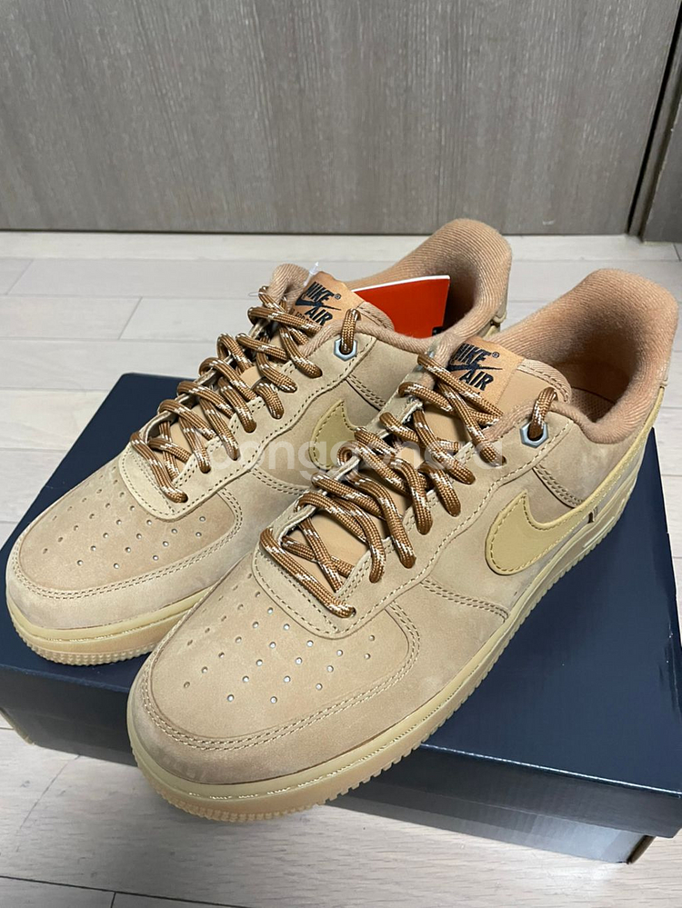 나이키 에어포스1 된장 새상품 255--0