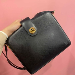 루이비통 카퓌신