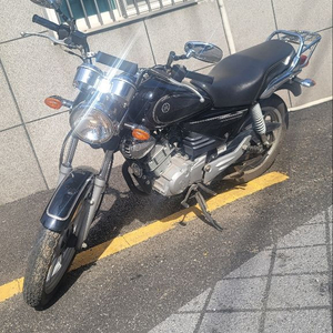 야마하 YB 125