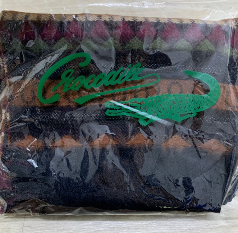 (새상품) 크로커다일 숄 머플러--3