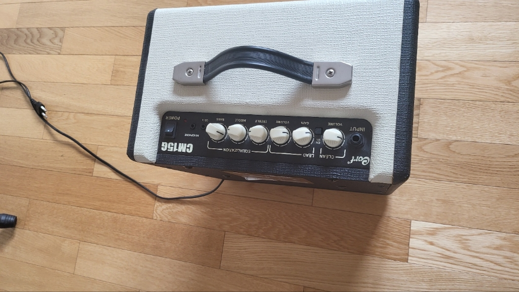 cort 연습용 기타 앰프--2