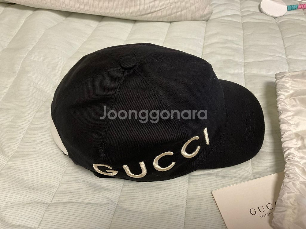구찌(GUCCI) 러브 모자 볼캡 M 새상품 팝니다--1