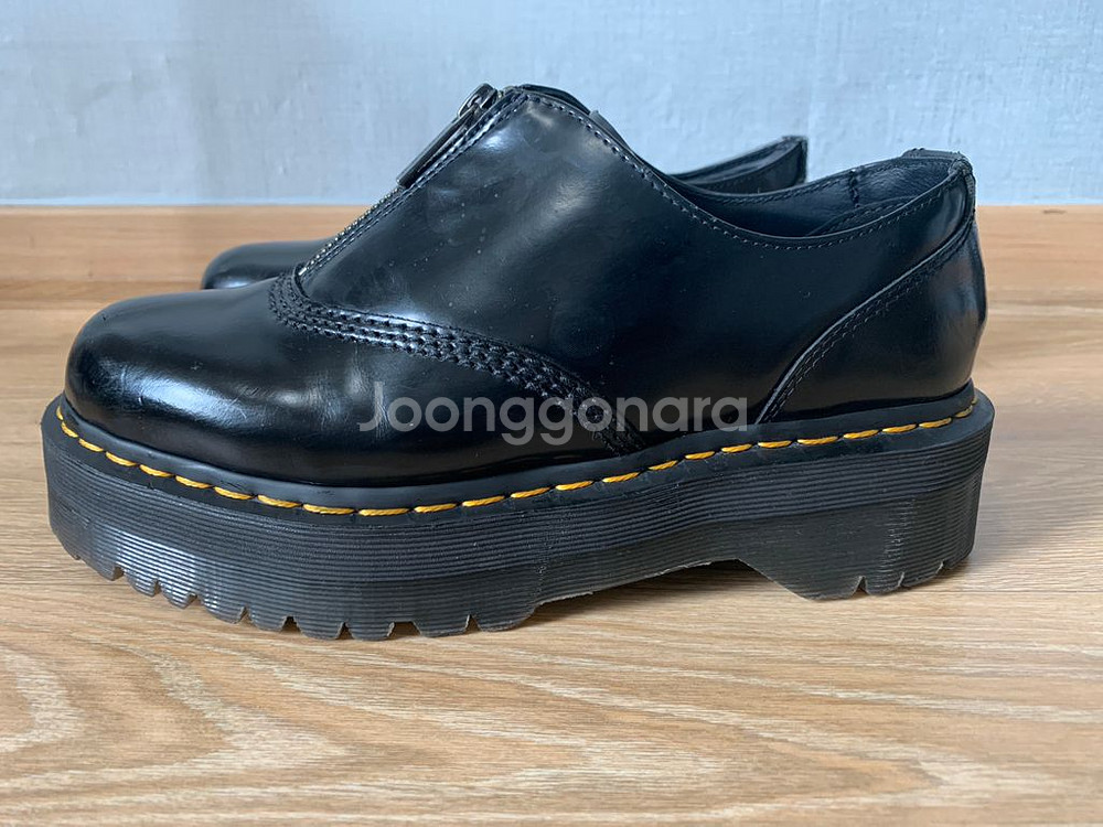 닥터마틴 레트로 1461 쿼드 폴리쉬드 스무스 블랙--2