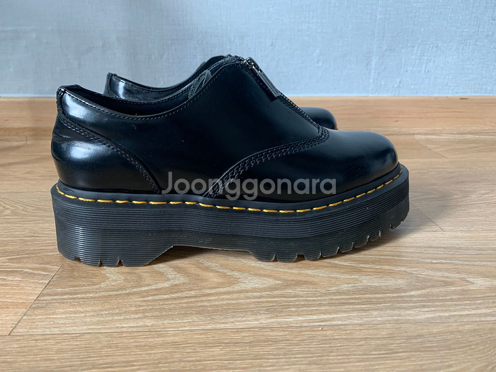 닥터마틴 레트로 1461 쿼드 폴리쉬드 스무스 블랙--1