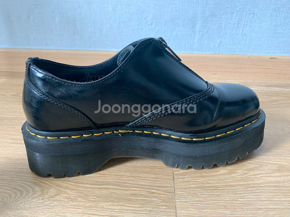 닥터마틴 레트로 1461 쿼드 폴리쉬드 스무스 블랙--4