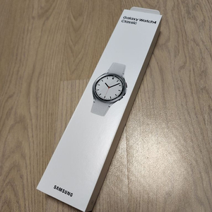 갤럭시워치4 클래식 42mm 실버 미개봉