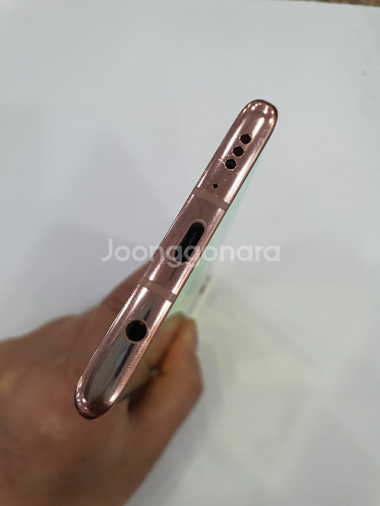 LG 벨벳 128G 일루이선셋 판매 합니다.--4